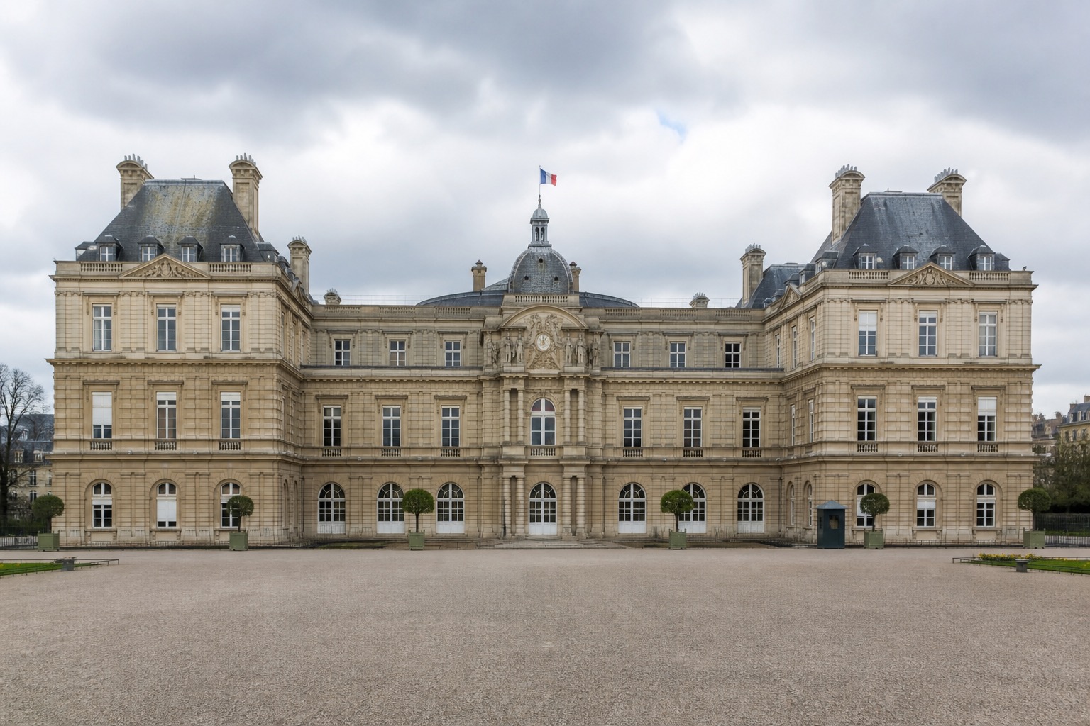 Le Palais du Luxembourg, siège du Sénat, à Paris.