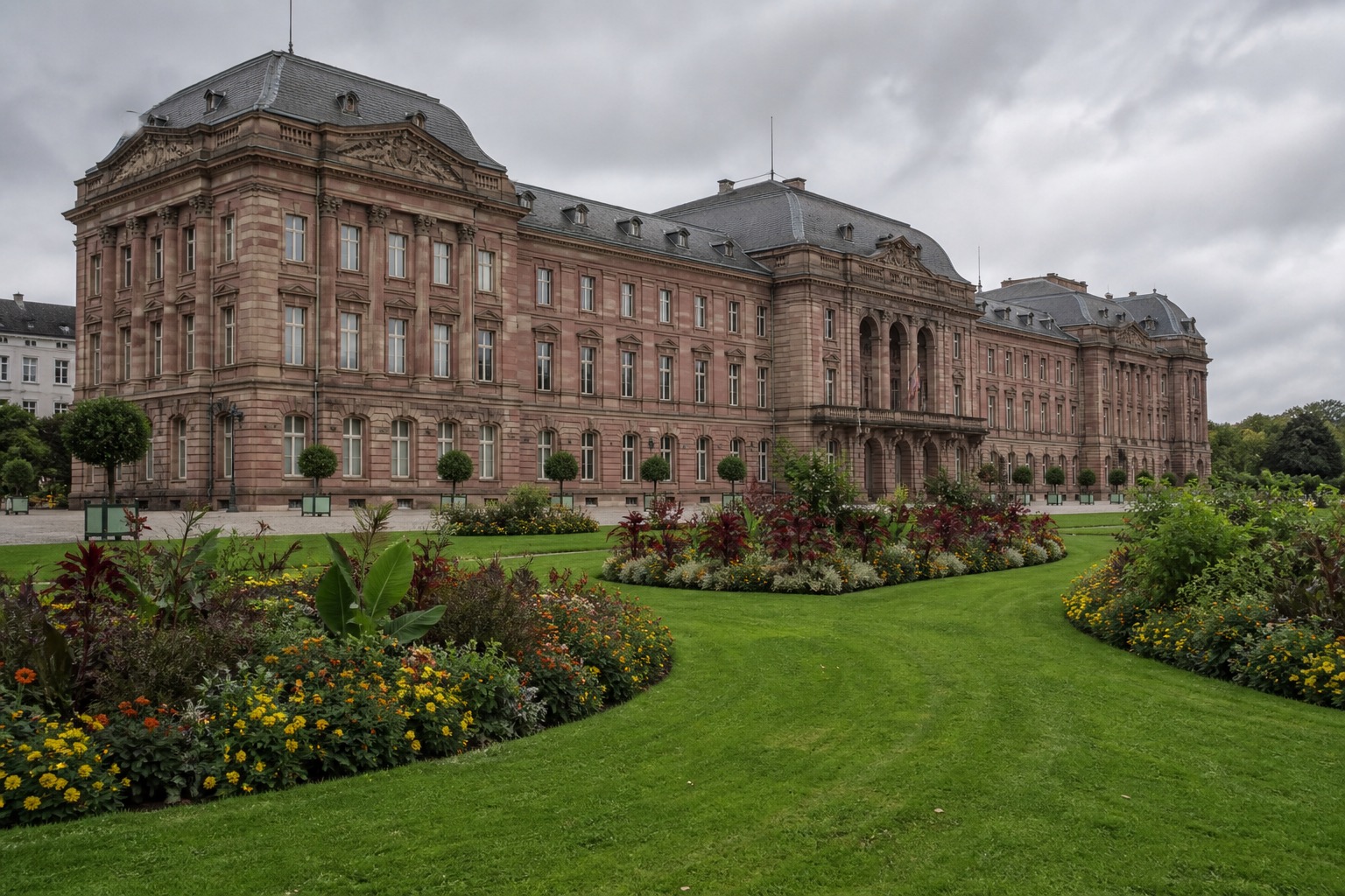 Le Palais du Rhin à Strasbourg, siège de la préfecture du Bas-Rhin.